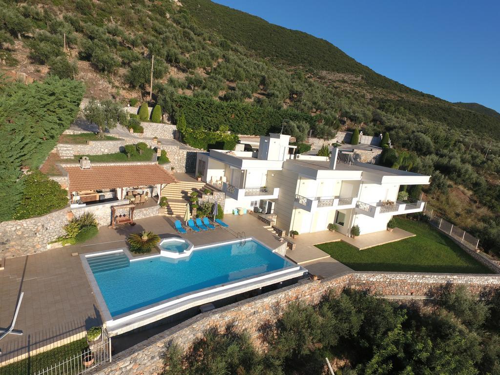 Villa Rebecca Kalamata Exterior photo