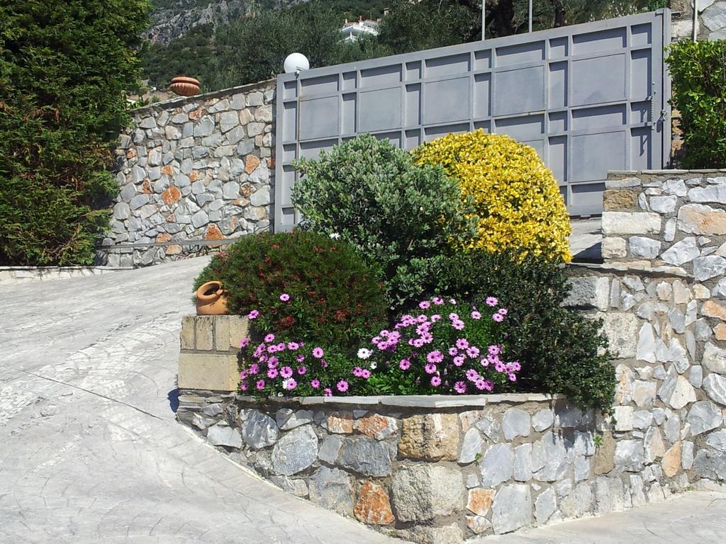 Villa Rebecca Kalamata Exterior photo